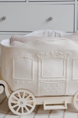 Cesto em formato Carruagem