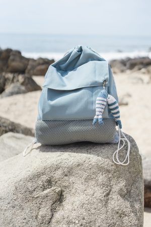 Mochila Impermeável com Animal em Crochê