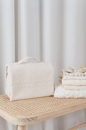 Necessaire com Muda Fraldas Amovível