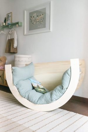 “Cama” balancé – espreguiçadeira – mesa – baliza de futebol – ginásio